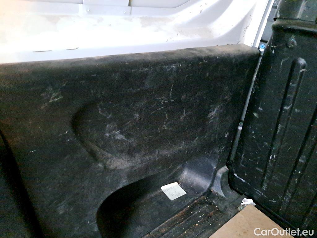  Peugeot  Partner PEUGEOT  / 2018 / 3P / furgón derivado de turismo Pro Standard 600kg BlueHDi 73kW (AC) #46