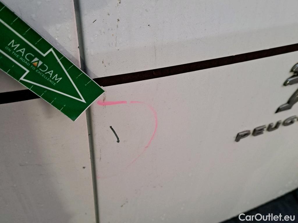  Peugeot  Partner PEUGEOT  / 2018 / 3P / furgón derivado de turismo Pro Standard 600kg BlueHDi 73kW (AC) #18