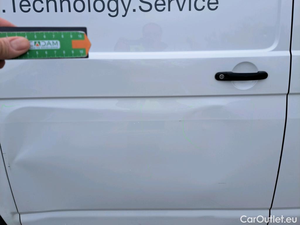  Volkswagen  Transporter VOLKSWAGEN  / 2015 / 4P / furgón Furgón Corto TN 2.0 TDI 75kW (102CV) BMT #9