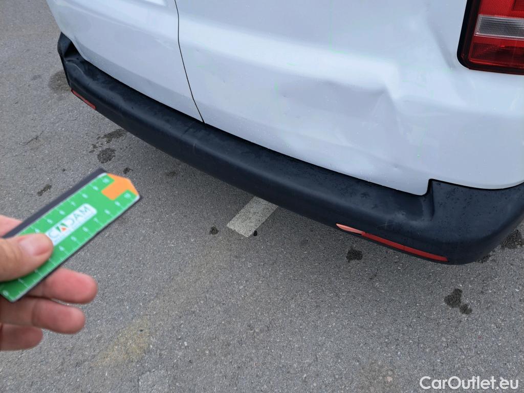  Volkswagen  Transporter VOLKSWAGEN  / 2015 / 4P / furgón Furgón Corto TN 2.0 TDI 75kW (102CV) BMT #25