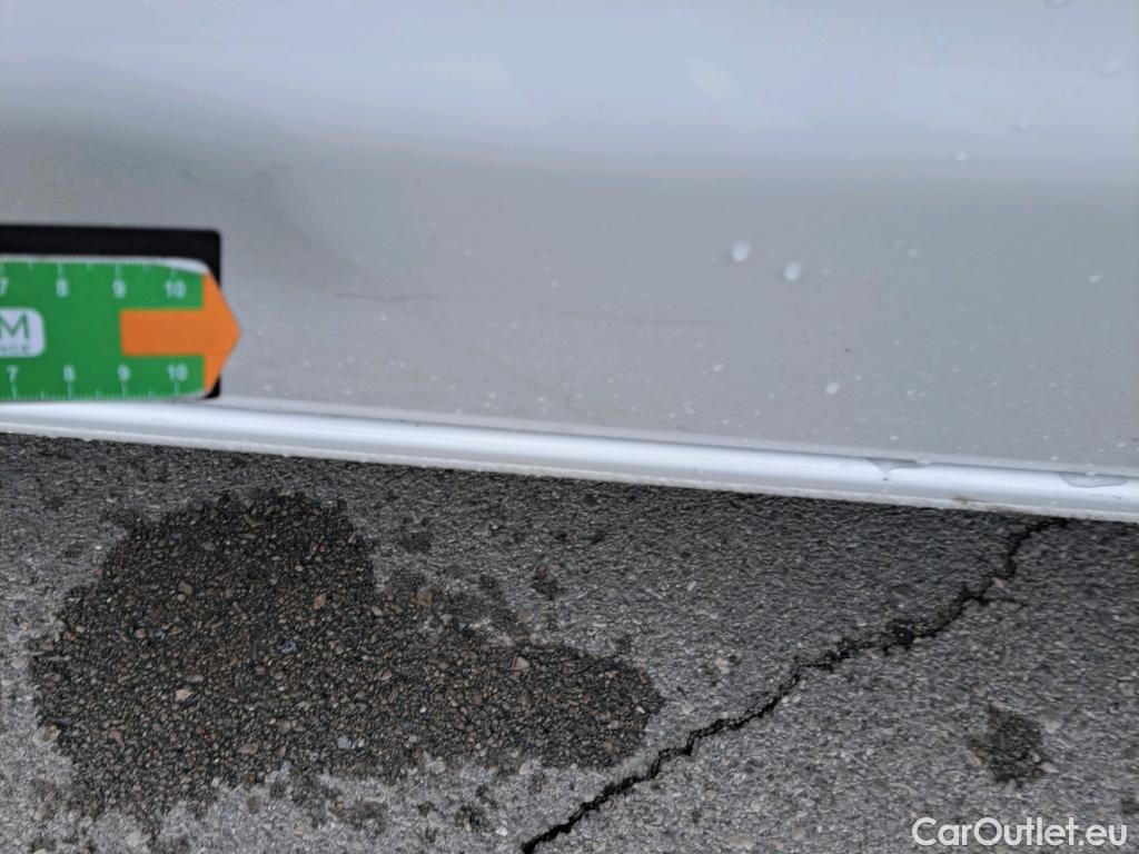  Volkswagen  Transporter VOLKSWAGEN  / 2015 / 4P / furgón Furgón Corto TN 2.0 TDI 75kW (102CV) BMT #31