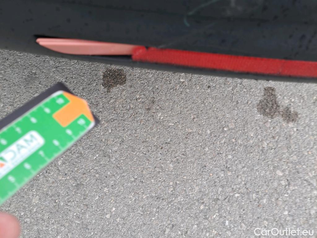  Volkswagen  Transporter VOLKSWAGEN  / 2015 / 4P / furgón Furgón Corto TN 2.0 TDI 75kW (102CV) BMT #47