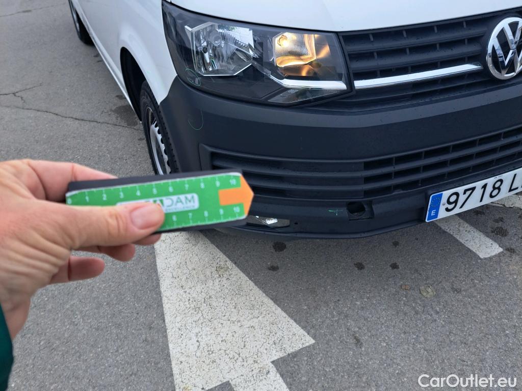  Volkswagen  Transporter VOLKSWAGEN  / 2015 / 4P / furgón Furgón Corto TN 2.0 TDI 75kW (102CV) BMT #38