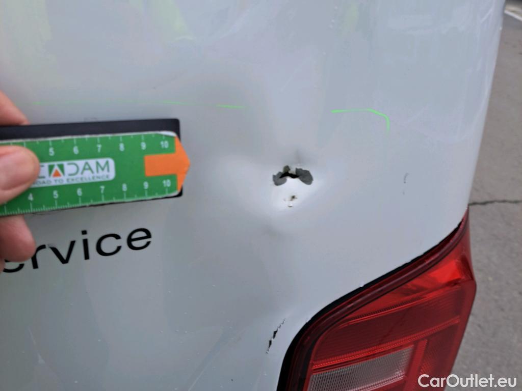  Volkswagen  Transporter VOLKSWAGEN  / 2015 / 4P / furgón Furgón Corto TN 2.0 TDI 75kW (102CV) BMT #17