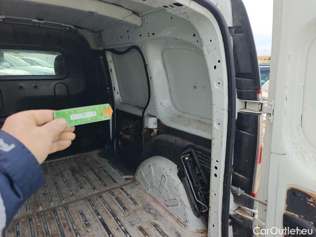  Renault  Kangoo RENAULT  FURGÓN VU 3p 2G furgón deriv Profesional 2014 dCi 90 Gen5 #24