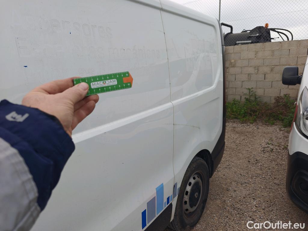  Renault  Trafic RENAULT  / 2019 / 4P / furgón Furgón 27 L1H1 Energy Blue dCi 70 kW- SS #3