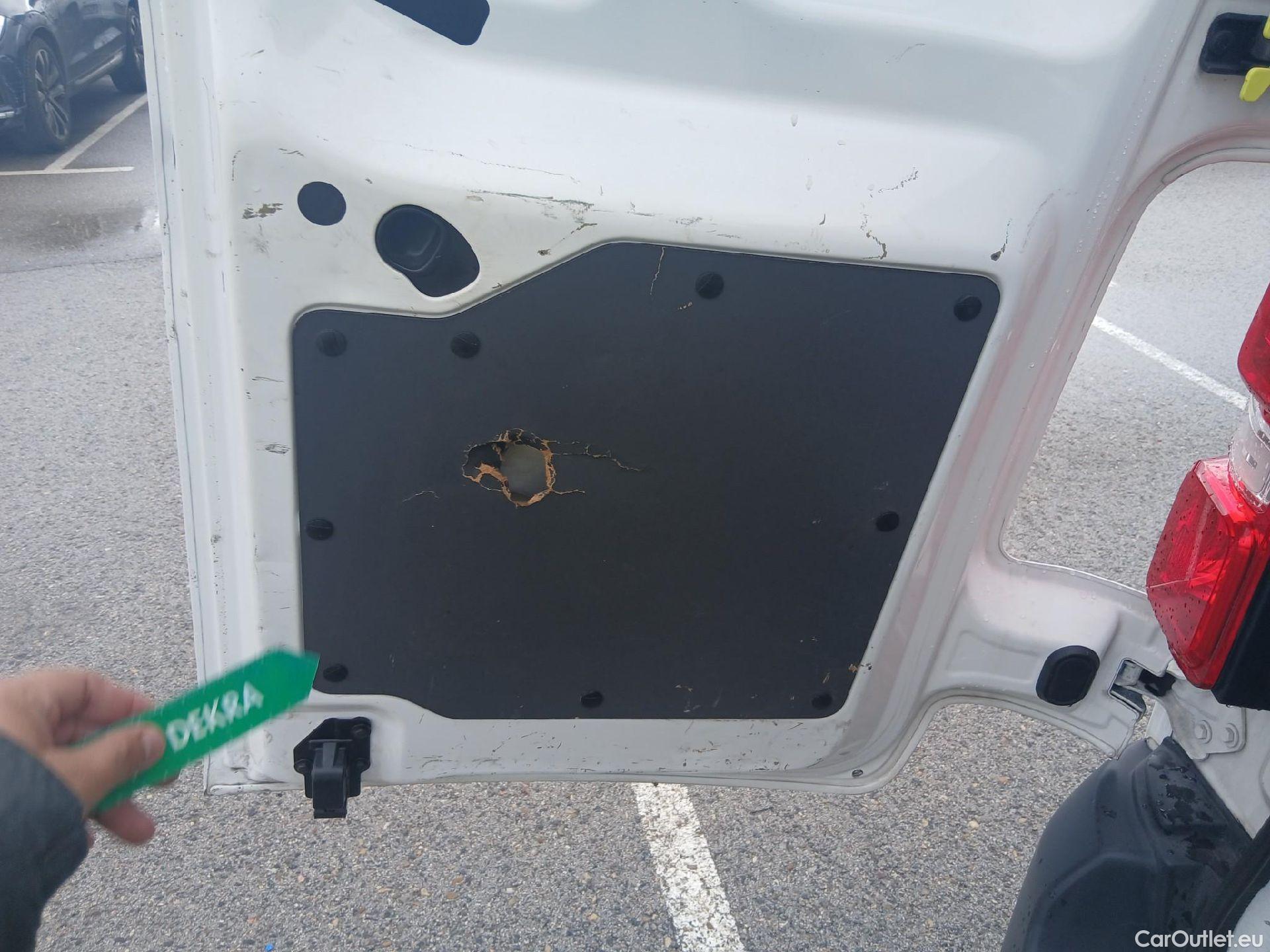  Peugeot  Expert PEUGEOT  / 2016 / 4P / furgón Furgón Premium 1.5 BlueHDi 100 Standard (AC) #3