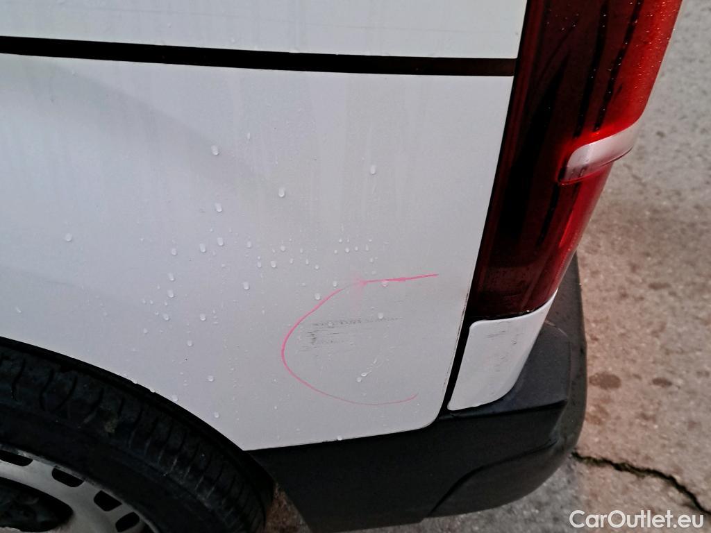  Peugeot  Partner PEUGEOT  / 2018 / 3P / furgón derivado de turismo Pro Standard 600kg BlueHDi 73kW (AC) #3