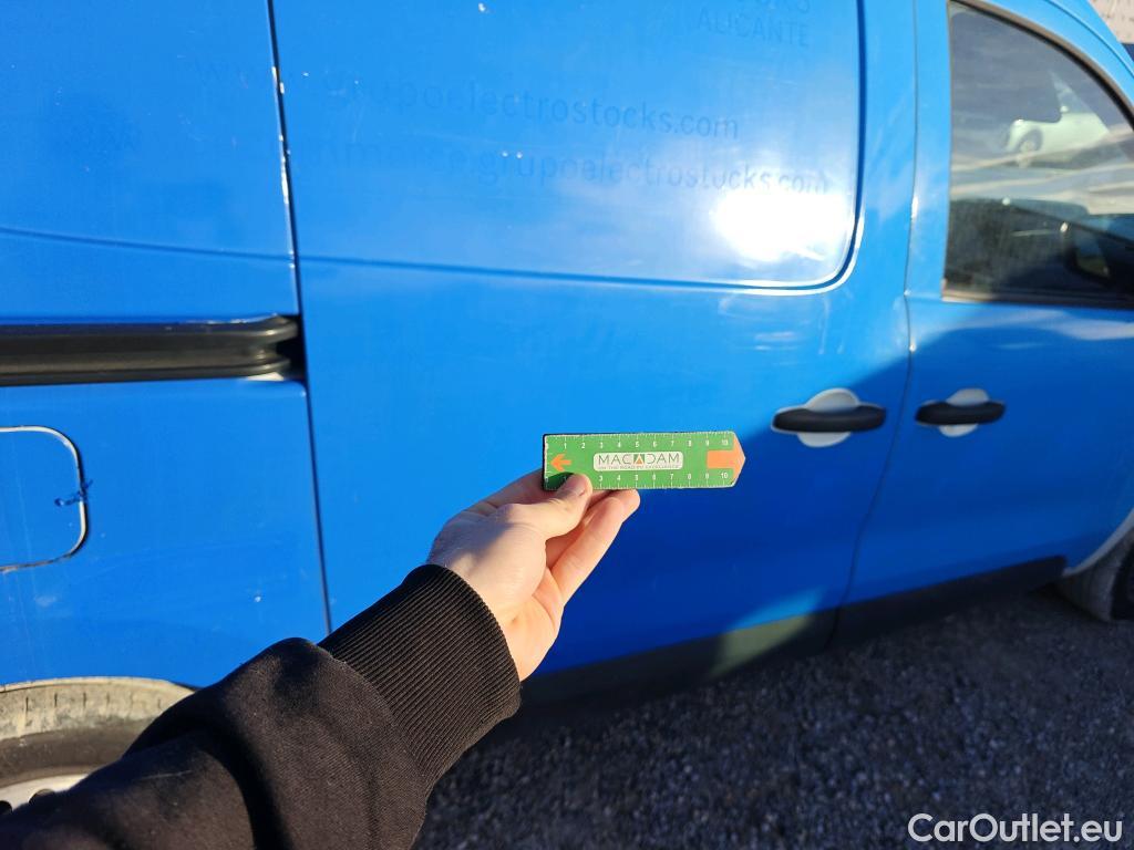  Renault  EXPRESS RENAULT  / 2021 / 4P / furgón derivado de turismo Confort 1.5 Blue dCi 70 kW (95 cv) #32