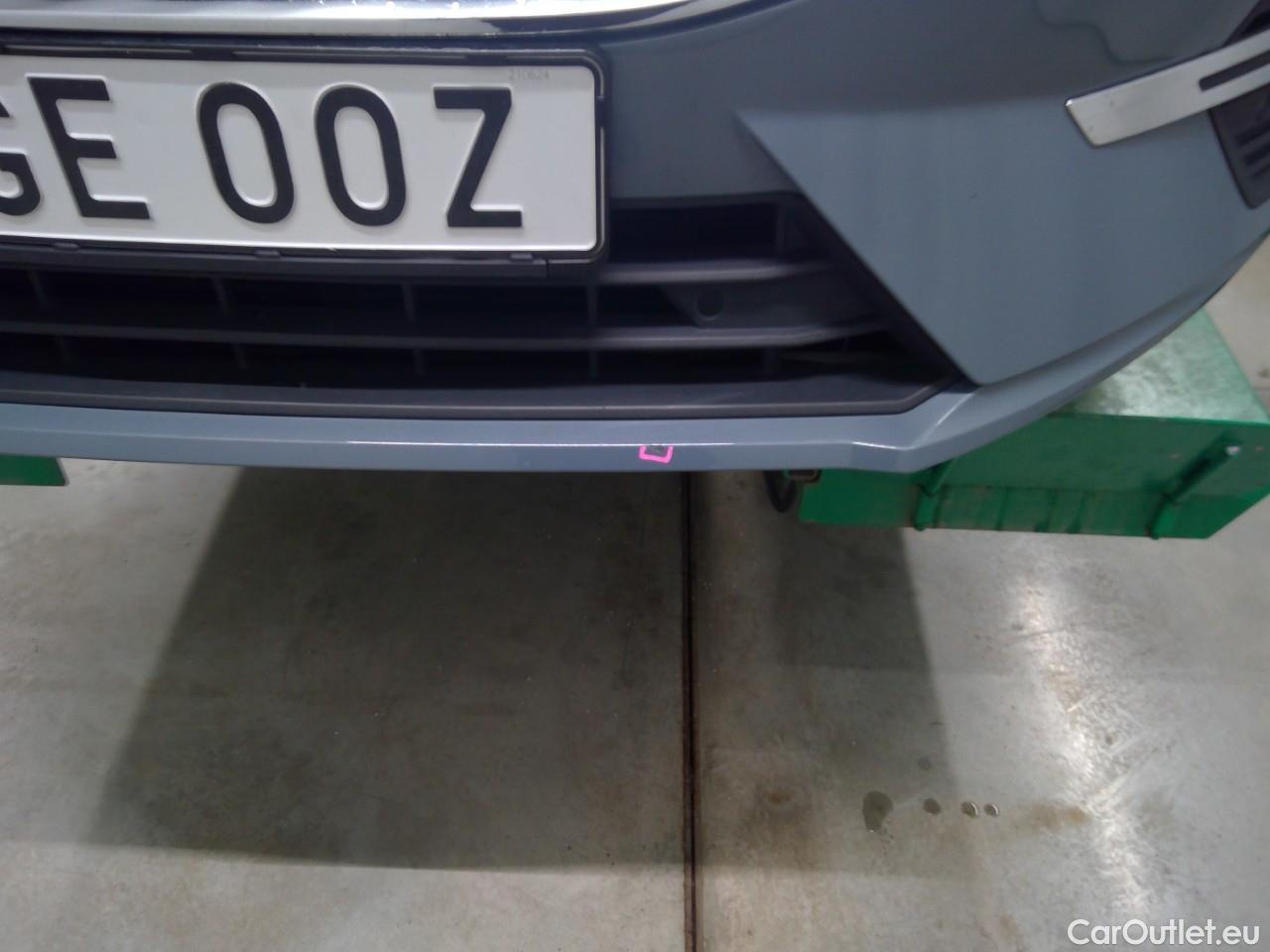  Volvo  XC60  B4D 197 Mom.Ad.Ed.AWD Aut #13