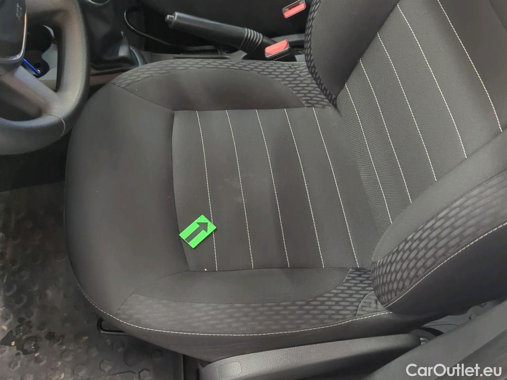  Dacia  Logan 0.9 TCe 90CP Laureate_Groupama #19