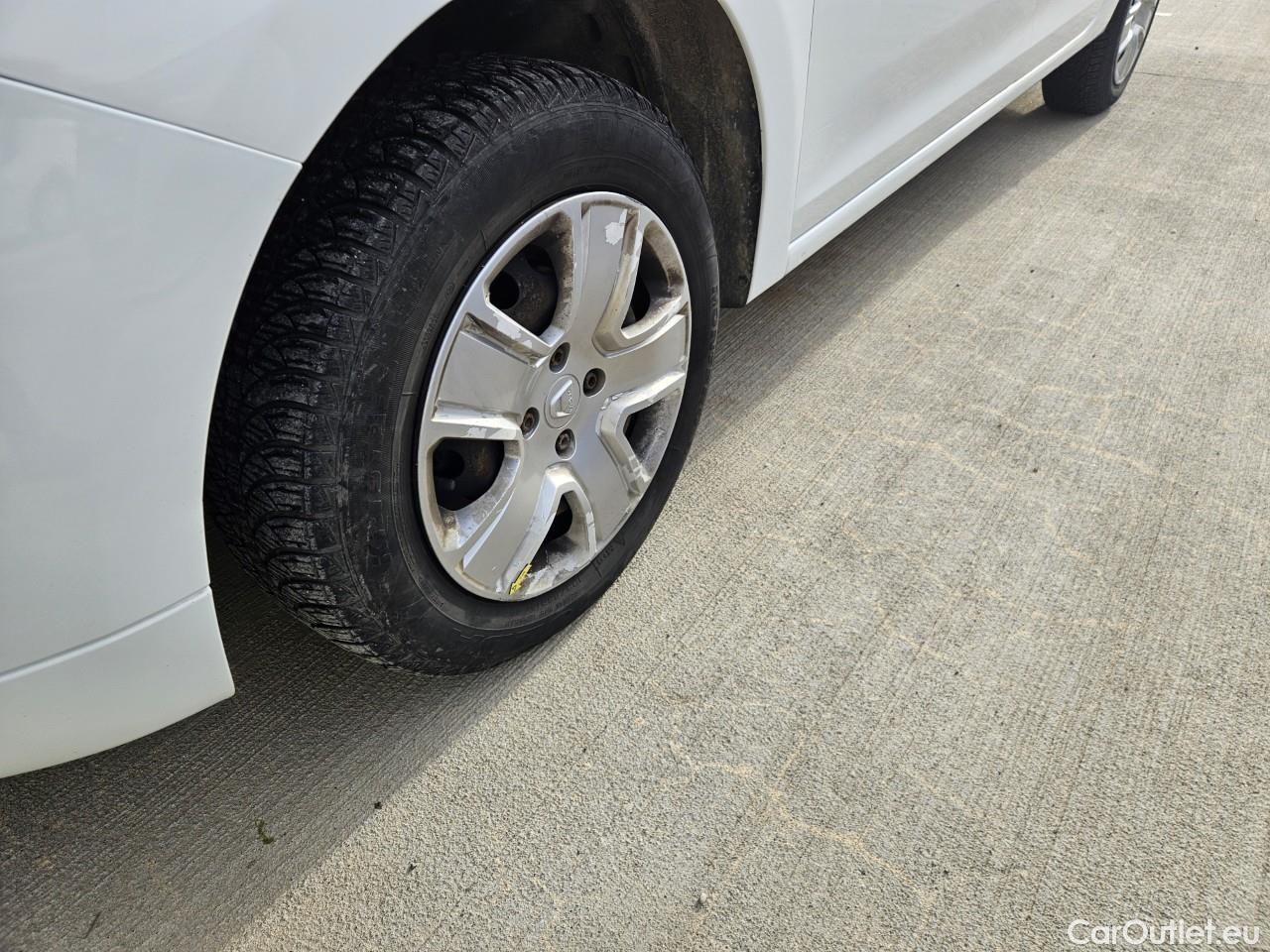  Dacia  Logan 1.5 Blue dCi 95CP Laureate #10