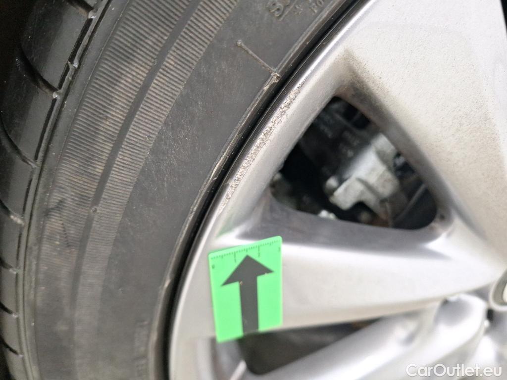  Mazda  3 2.0 SkyActiv-G122 Plus AT #20