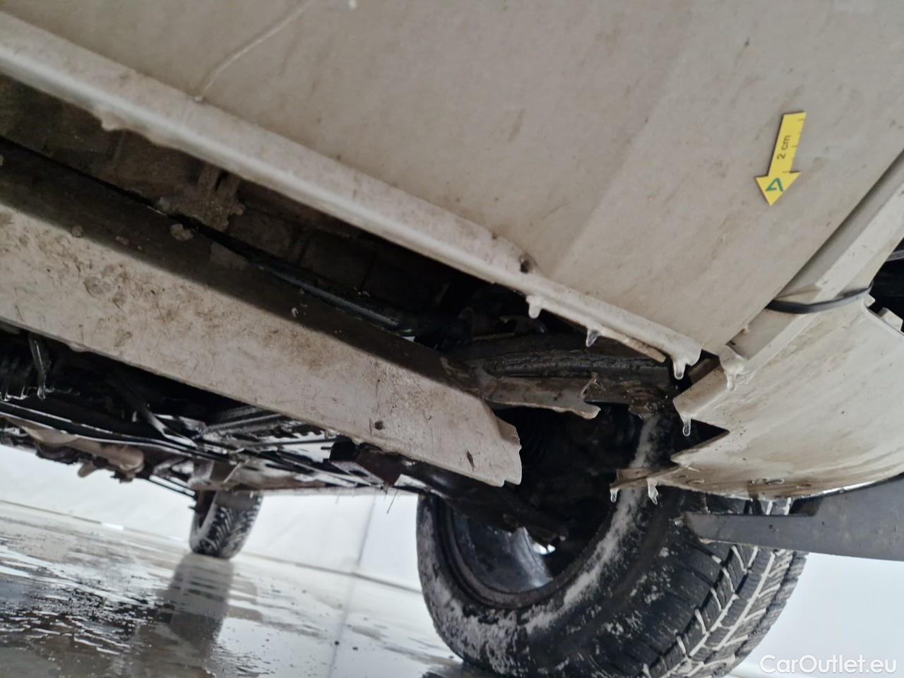  Dacia  Duster 1.5 Blue dCi 115CP BlueLine 4WD #19