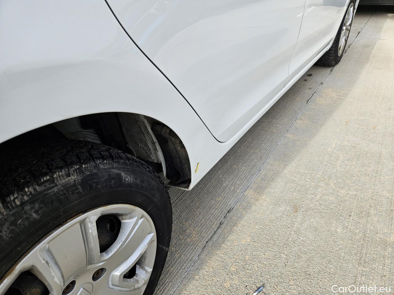  Dacia  Logan 1.5 Blue dCi 95CP Laureate #36