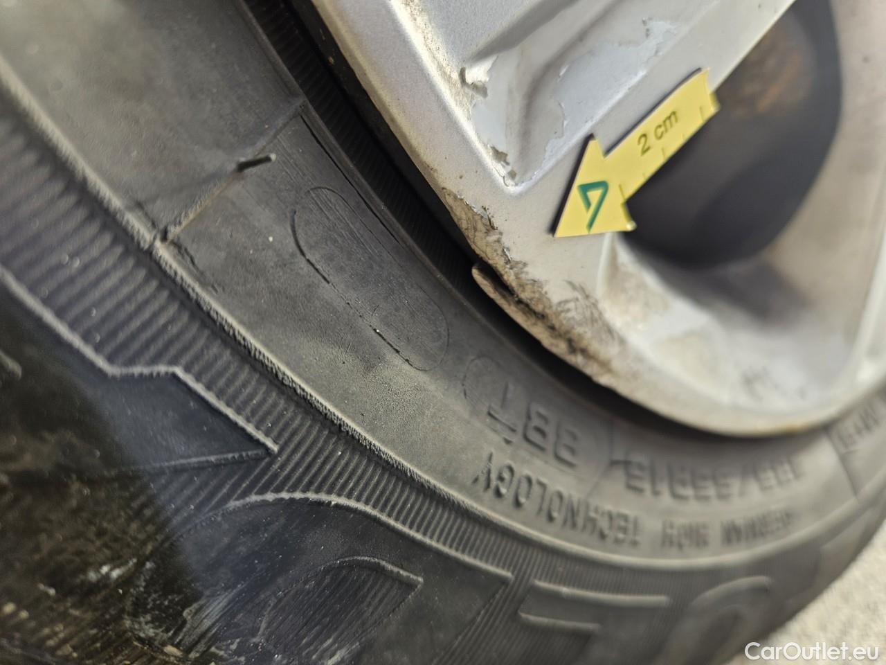  Dacia  Logan 1.5 Blue dCi 95CP Laureate #9