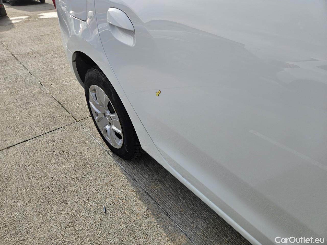  Dacia  Logan 1.5 Blue dCi 95CP Laureate #31