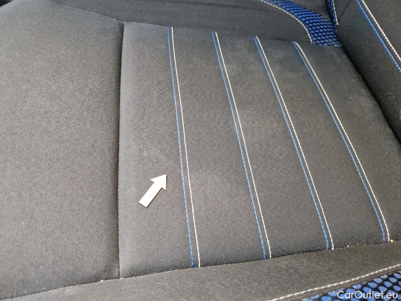  Dacia  Duster 1.5 Blue dCi 115CP BlueLine 4WD #54