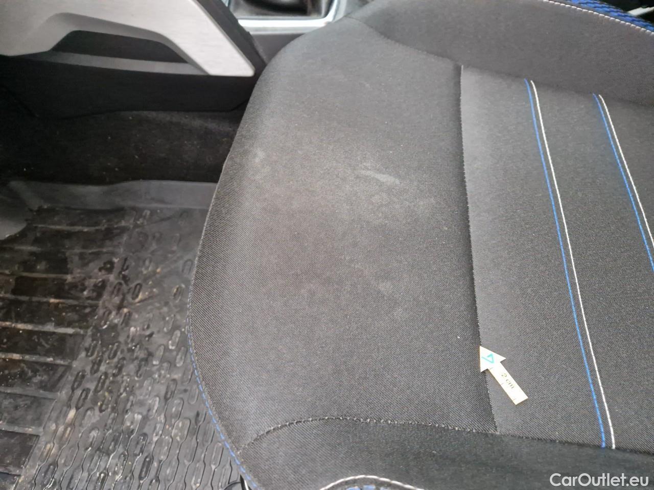  Dacia  Duster 1.5 Blue dCi 115CP BlueLine 4WD #40