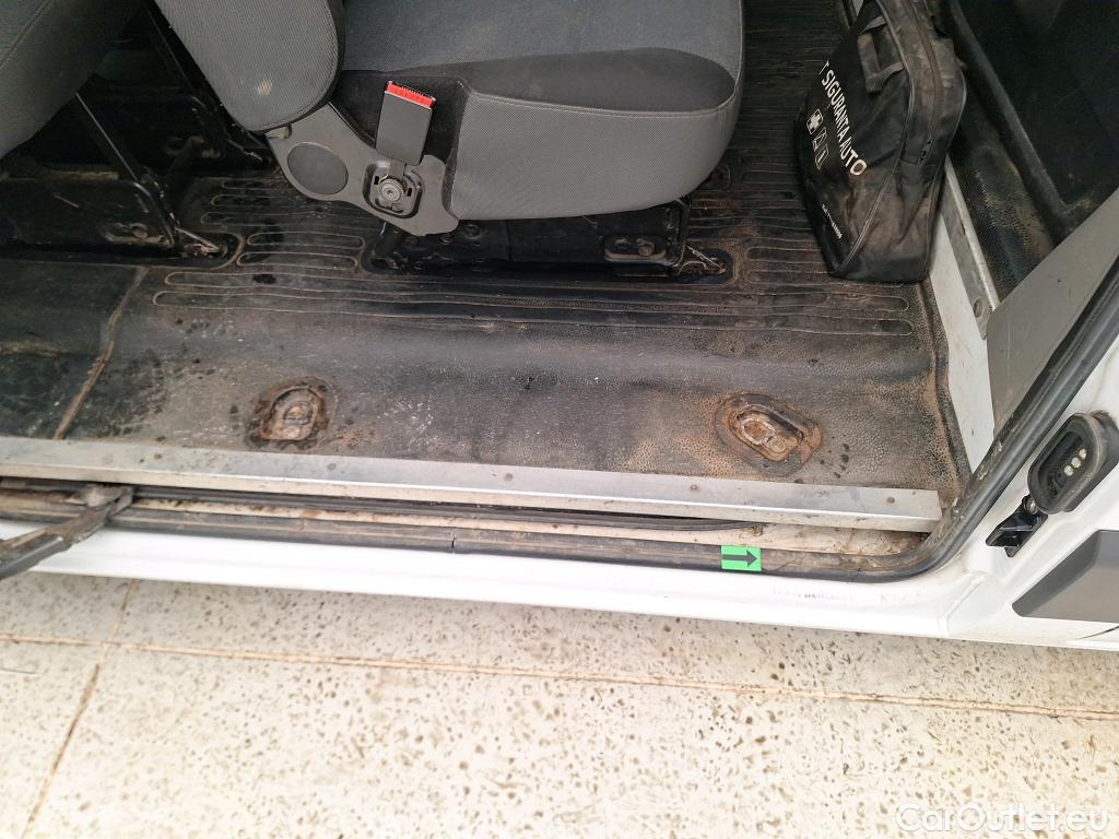  Renault  Master 2.3 Blue dCi 145CP L2H2 #17