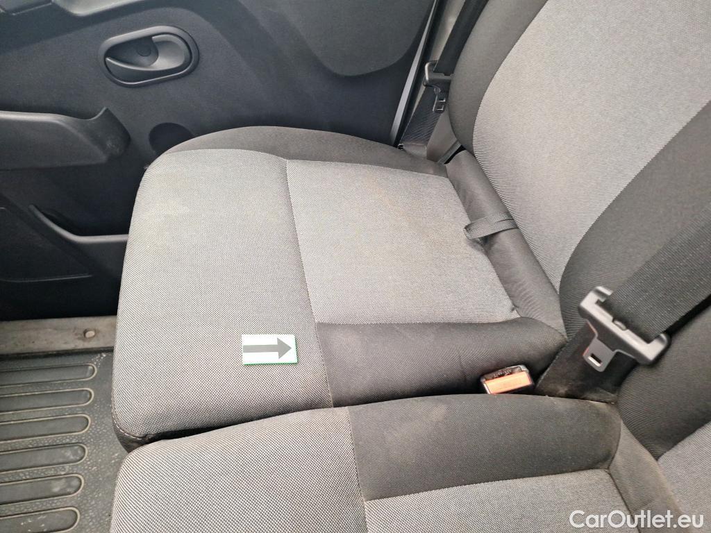  Renault  Master 2.3 Blue dCi 145CP L2H2 #29