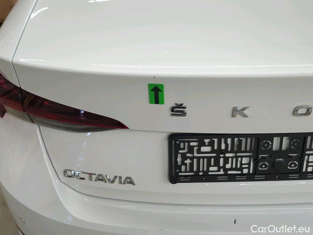  Skoda  Octavia 2.0 TDI 115CP Style #12