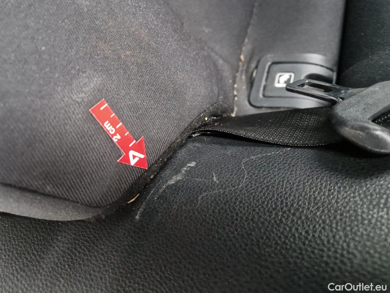  Toyota  Yaris 1.5 Hybrid Eco HYB Auto #39