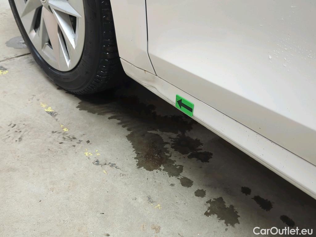  Skoda  Octavia 2.0 TDI 115CP Style #24