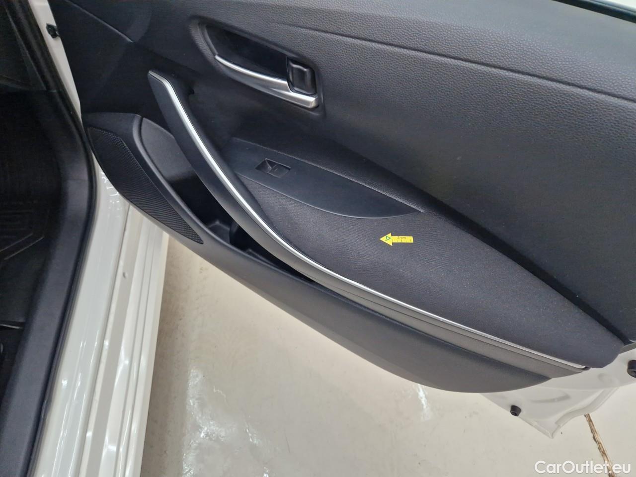  Toyota  Corolla 1.8 Hybrid Business HSD E-CVT #43