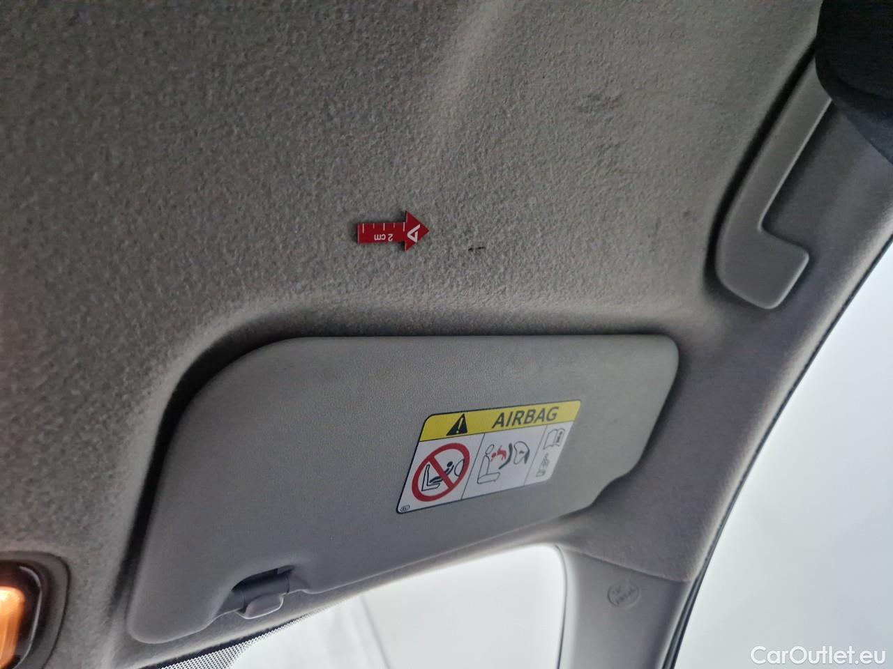  Toyota  Yaris 1.5 Hybrid Eco HYB Auto #38