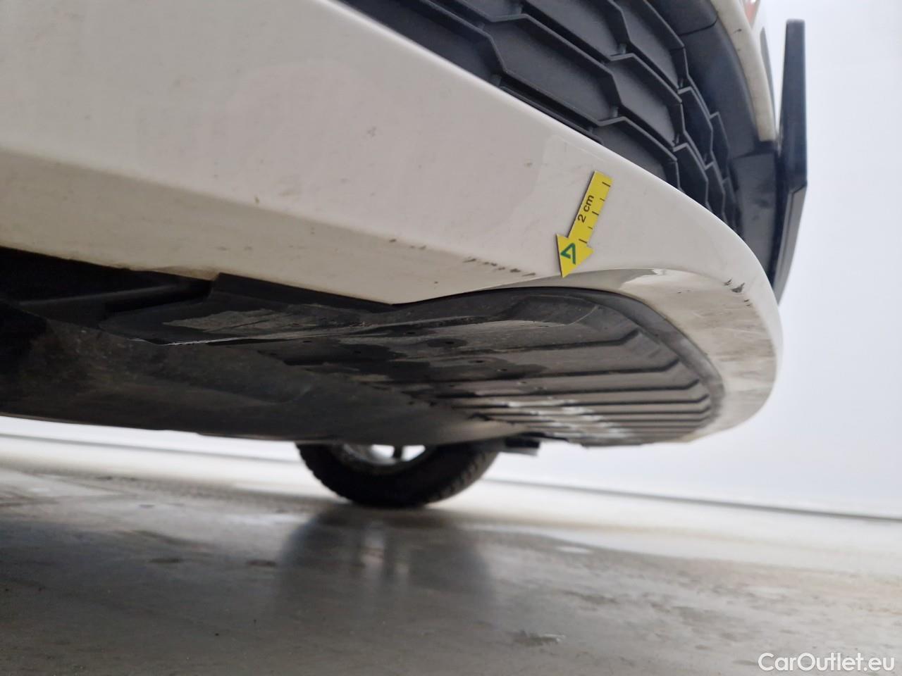  Skoda  Scala 1.0 TSI Style DSG #3