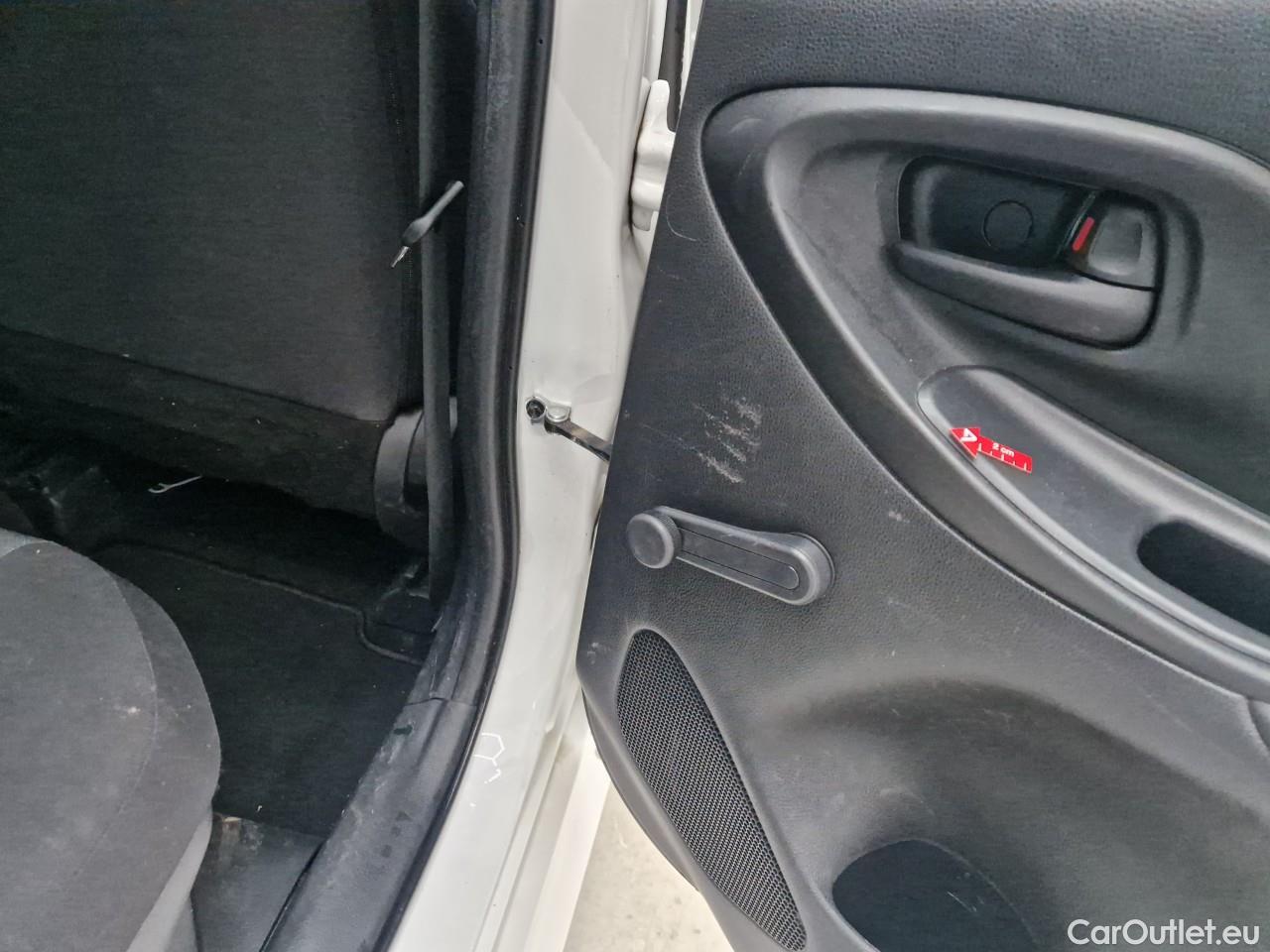  Toyota  Yaris 1.5 Hybrid Eco HYB Auto #42