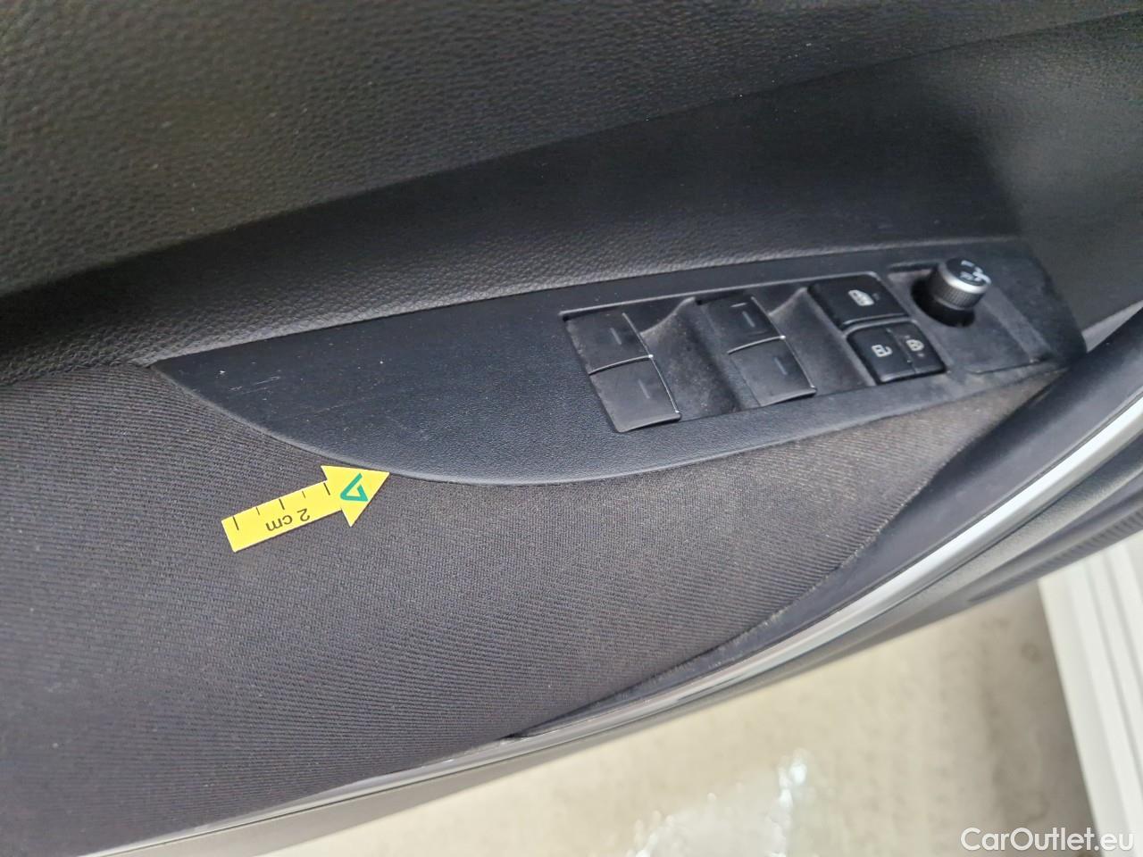  Toyota  Corolla 1.8 Hybrid Business HSD E-CVT #23