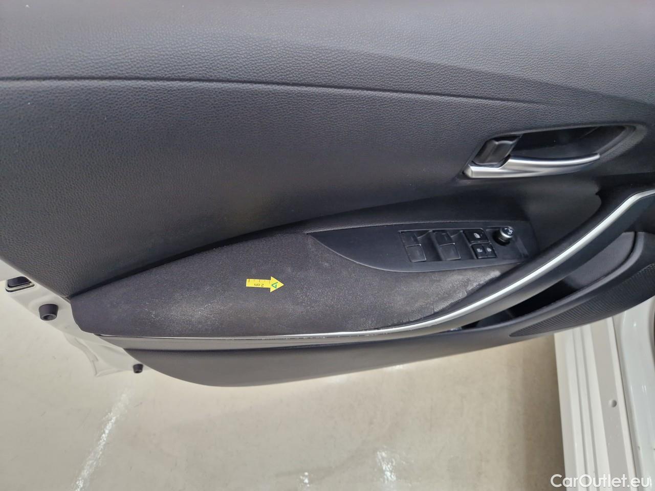  Toyota  Corolla 1.8 Hybrid Business HSD E-CVT #33