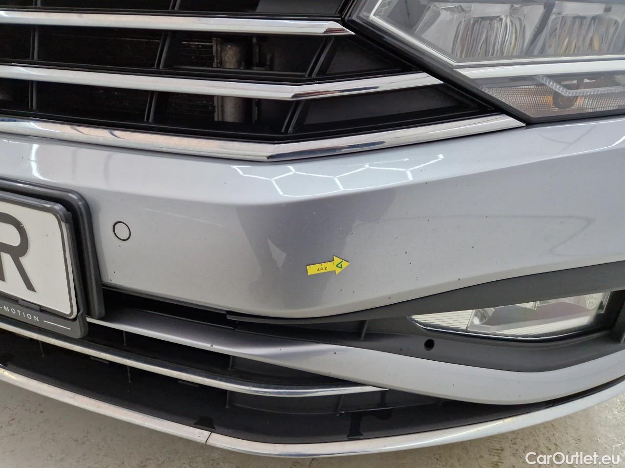  Volkswagen  Passat Var. Highline 2.0 TDI DSG 150 CP #8