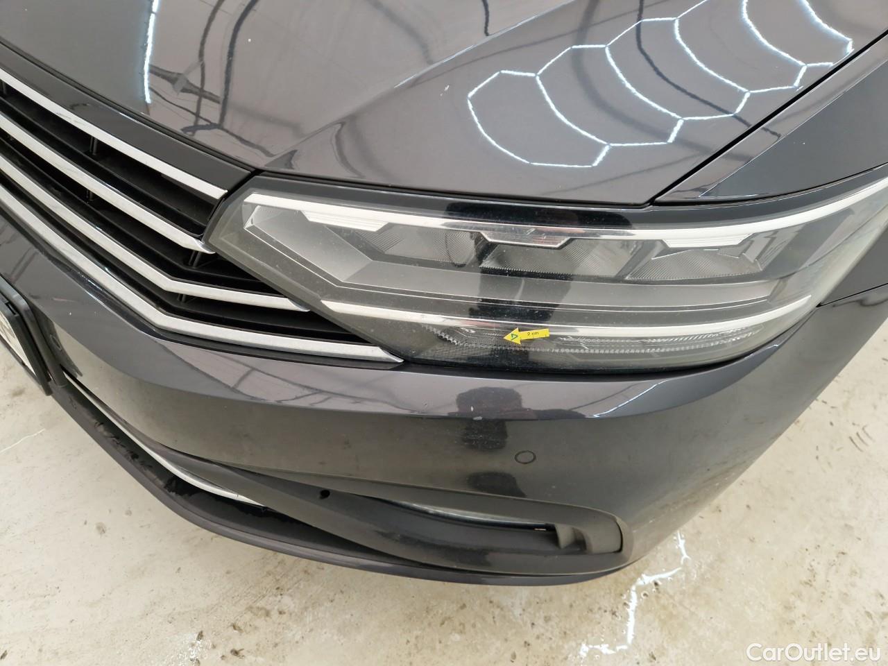  Volkswagen  Passat Comfortline 2.0 TDI DSG 150 CP #10