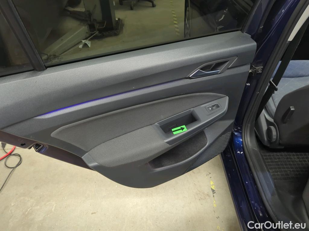  Volkswagen  Golf  2.0 TDI 116HP DSG Life Variant #49