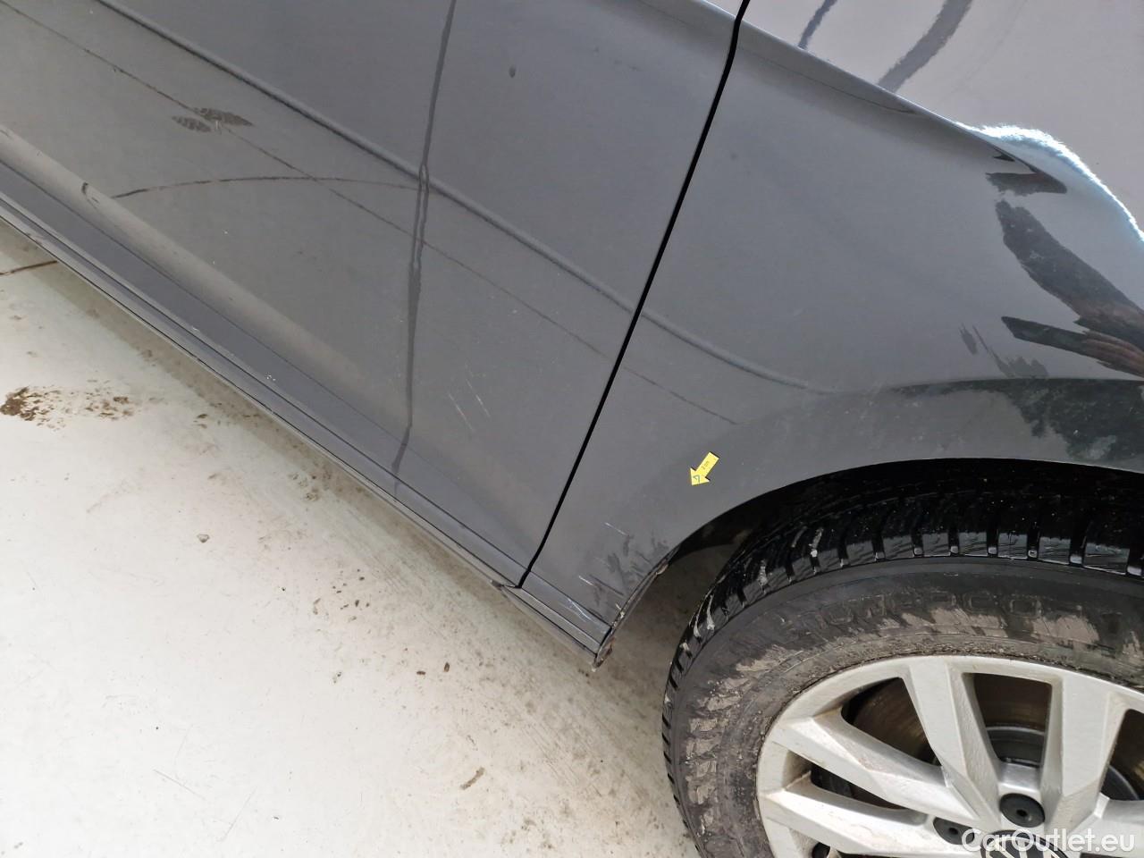  Volkswagen  Passat Comfortline 2.0 TDI DSG 150 CP #18