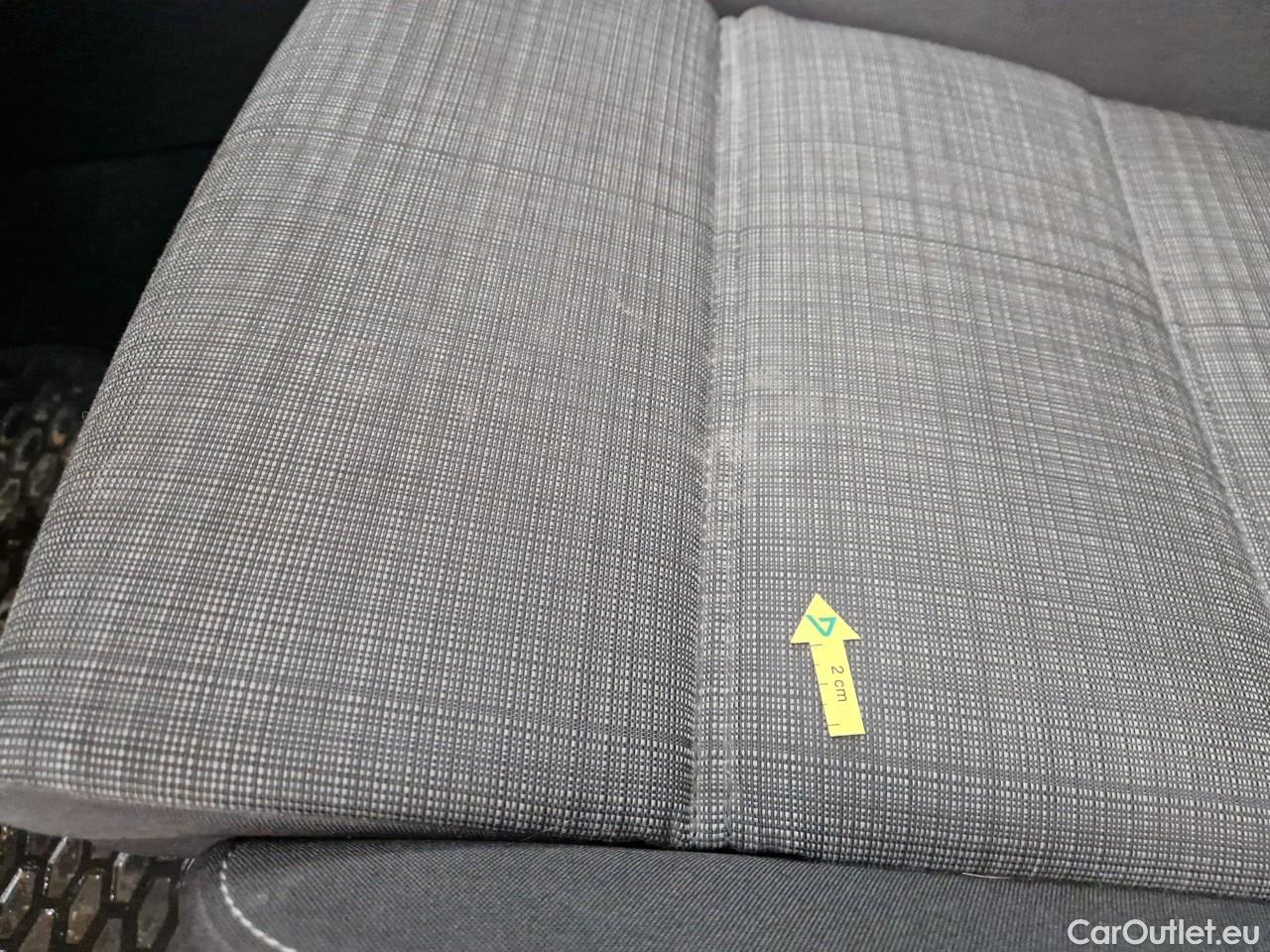  Volkswagen  Passat Comfortline 2.0 TDI DSG 150 CP #36