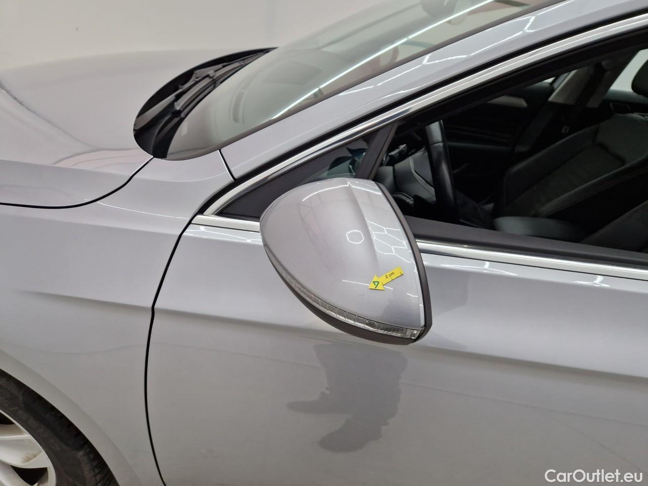  Volkswagen  Passat Var. Highline 2.0 TDI DSG 150 CP #2