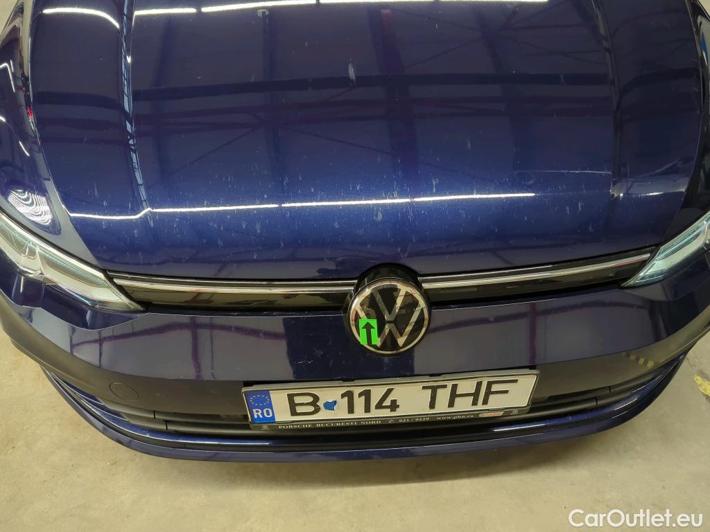  Volkswagen  Golf  2.0 TDI 116HP DSG Life Variant #9