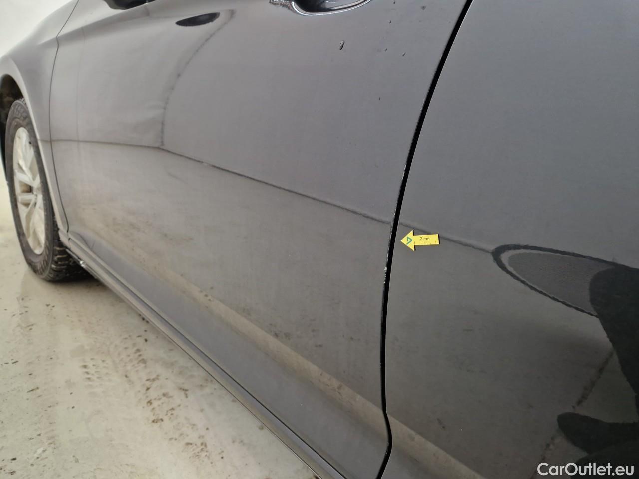  Volkswagen  Passat Comfortline 2.0 TDI DSG 150 CP #1