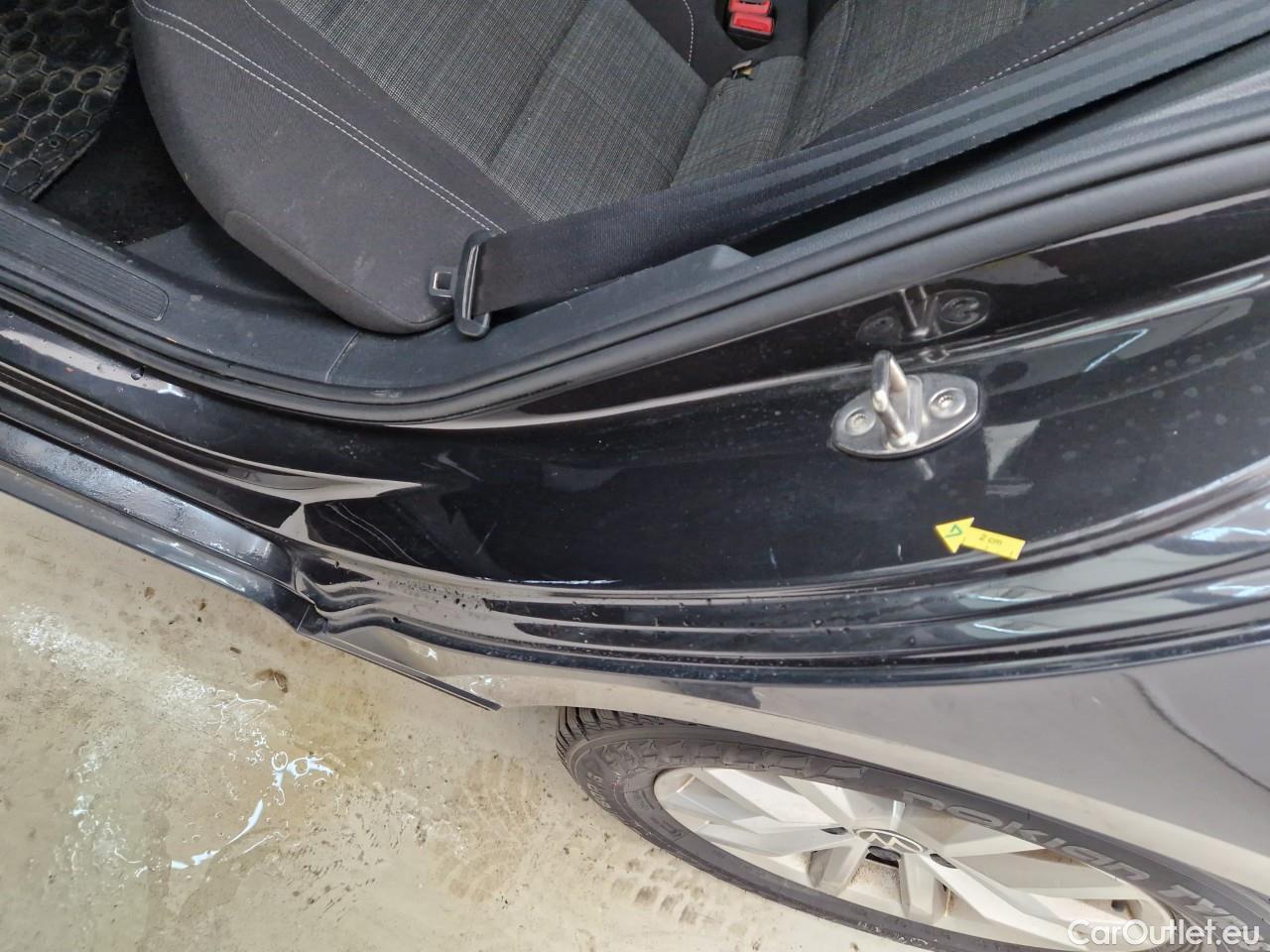  Volkswagen  Passat Comfortline 2.0 TDI DSG 150 CP #43