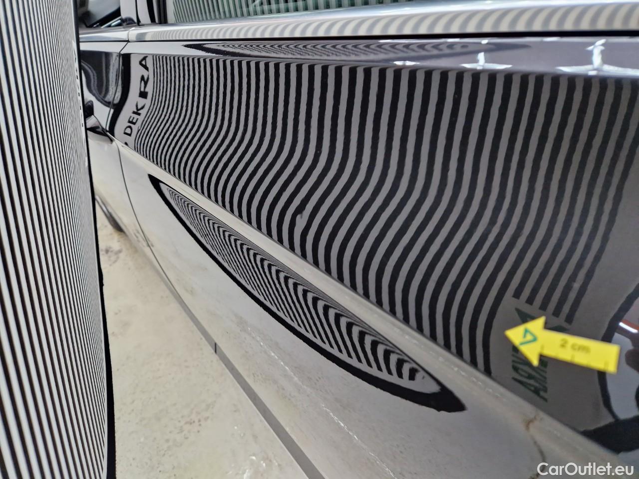  Volkswagen  Passat Highline 2.0 TDI DSG 150 CP #31