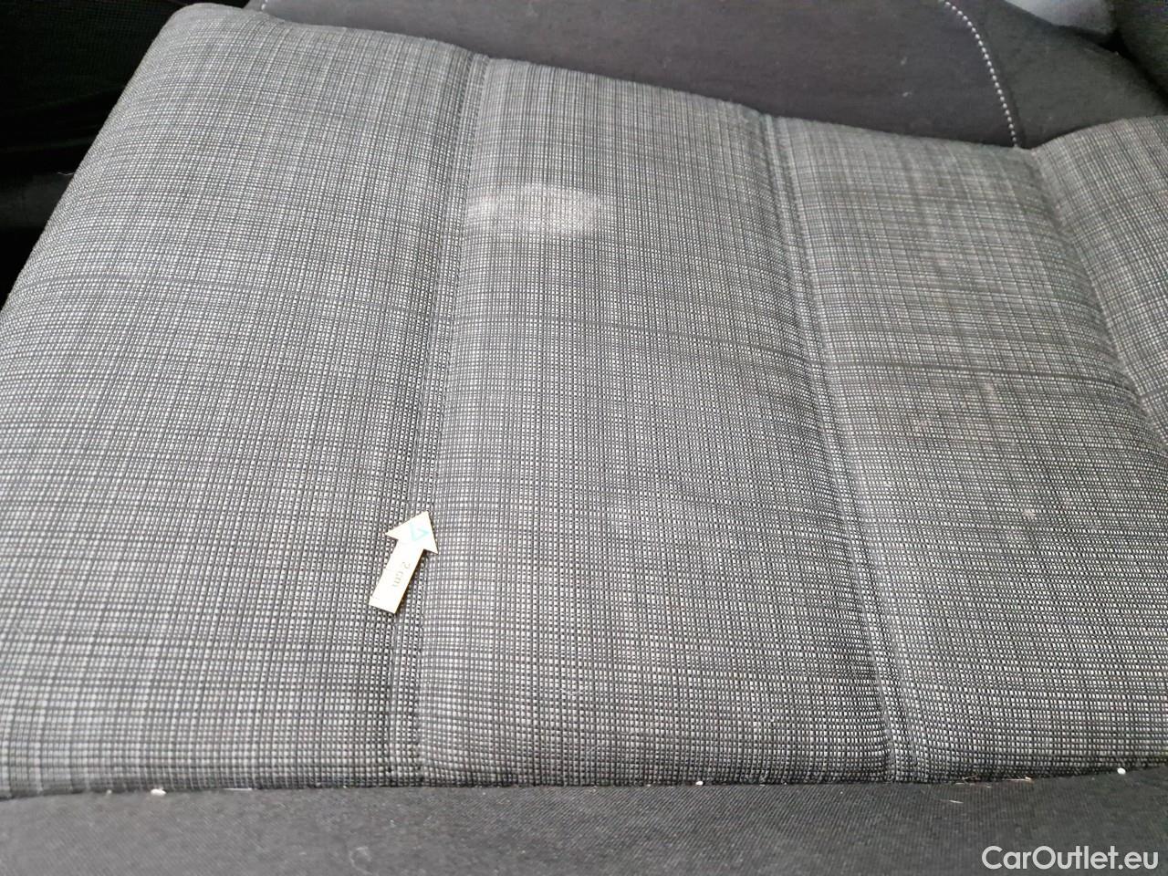  Volkswagen  Passat Comfortline 2.0 TDI DSG 150 CP #39