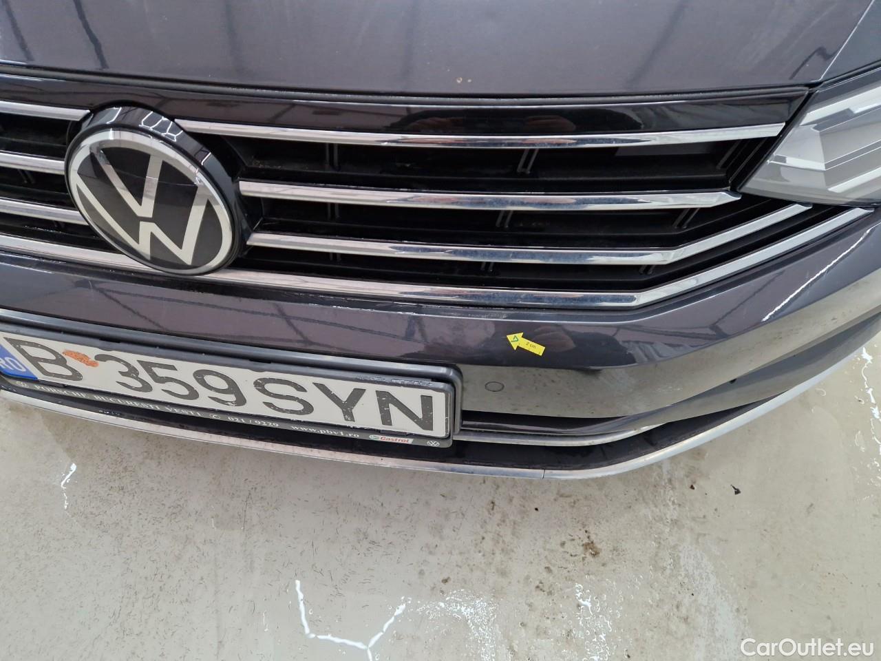  Volkswagen  Passat Highline 2.0 TDI DSG 150 CP #53