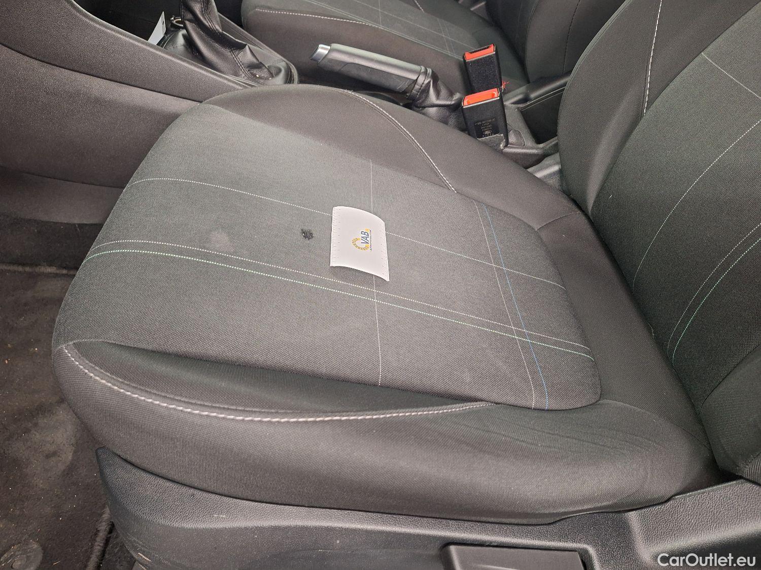  Ford  Fiesta Ford,  '17, Ford  1.1i 52kW Business Class 5d #1