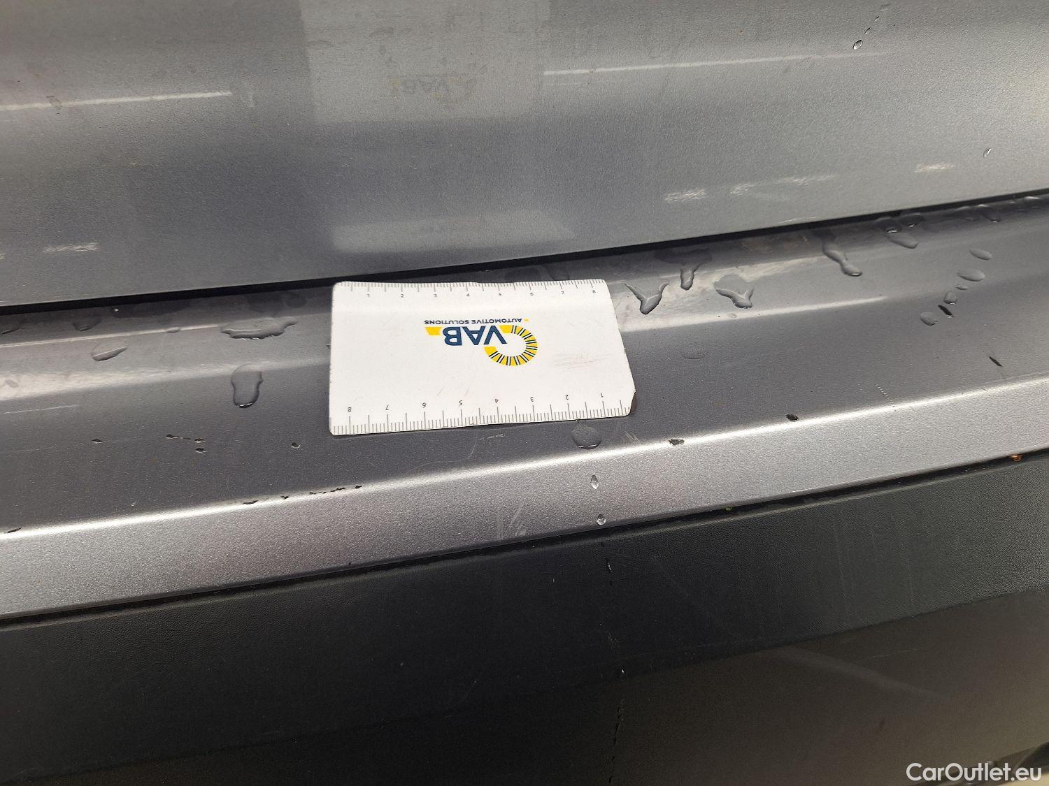  Citroen  C4 Citroën,  '20, Citroën  1.5 BlueHDi 110 S&S MAN6 Business GPS 5 #23