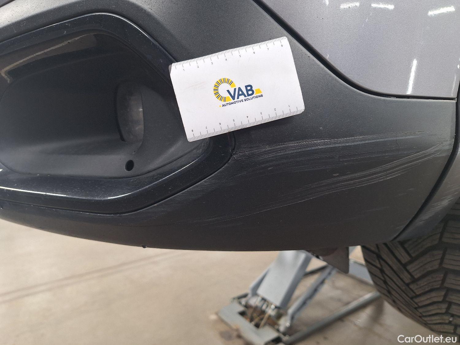  Citroen  C4 Citroën,  '20, Citroën  1.5 BlueHDi 110 S&S MAN6 Business GPS 5 #2