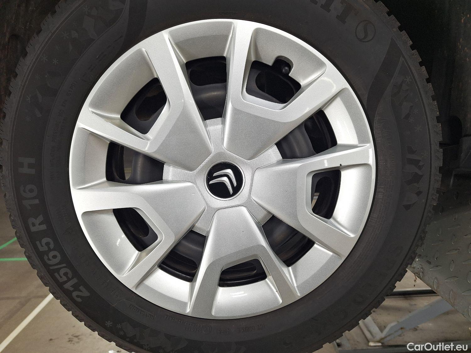  Citroen  C4 Citroën,  '20, Citroën  1.5 BlueHDi 110 S&S MAN6 Business GPS 5 #13